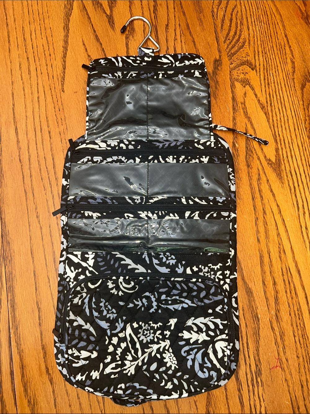 Vera Bradley Hanging Travel and Cosmetic Organizer - Paisley Noir